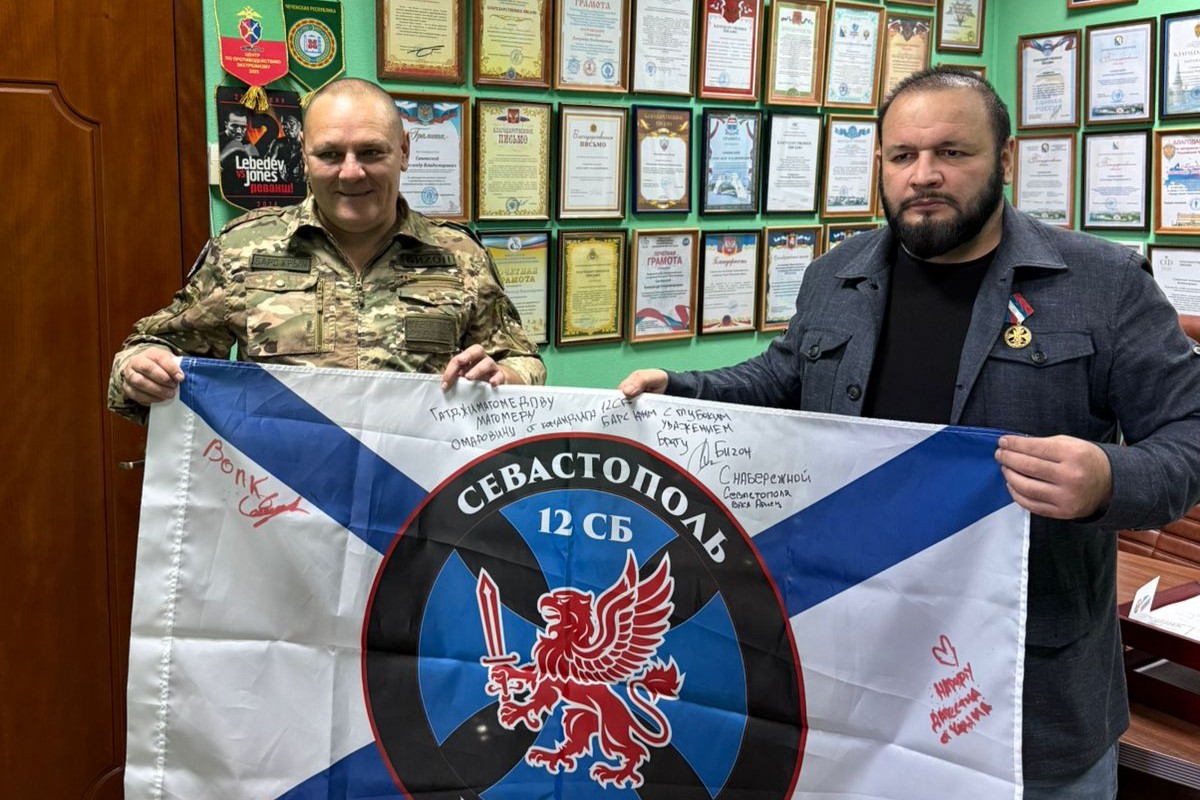 Магомед Гаджимагомедов награждён памятной медалью «10 лет Русской весне»